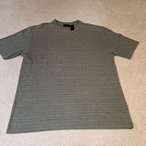 Claiborne Men's t-shirt - Picture 14 of 15